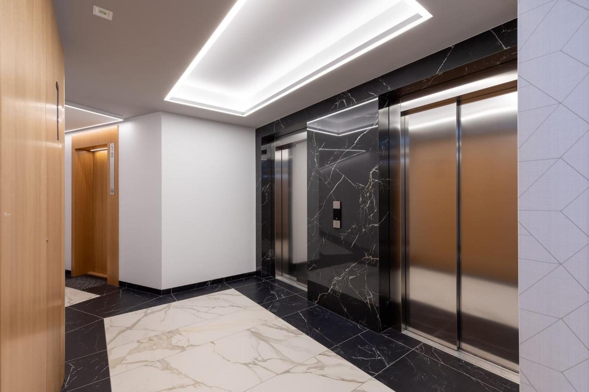 Aleja Solidarnosci 60B II By Noclegi Renters Varšava Exteriér fotografie