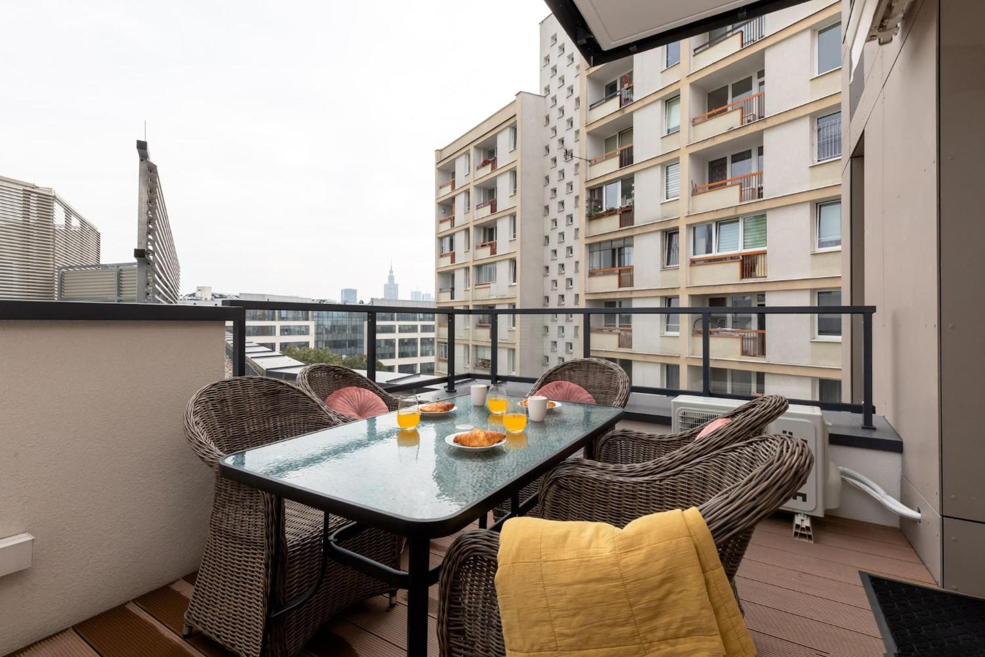Aleja Solidarnosci 60B II By Noclegi Renters Varšava Exteriér fotografie