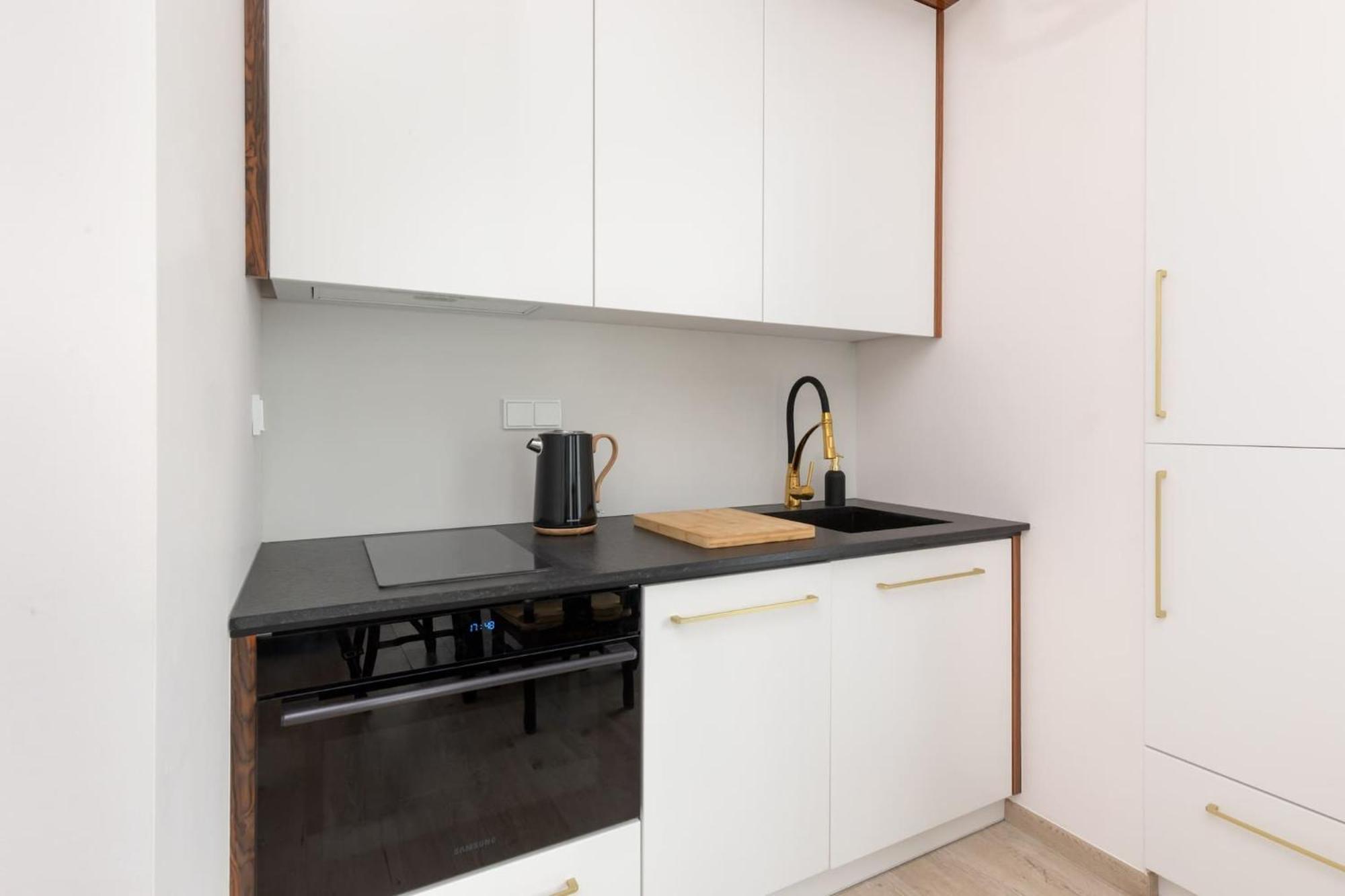 Aleja Solidarnosci 60B II By Noclegi Renters Varšava Exteriér fotografie